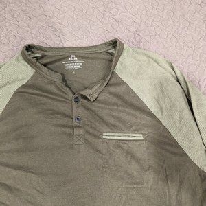 Roark Henley - Size L - Olive green, two-tone baseball sleeve